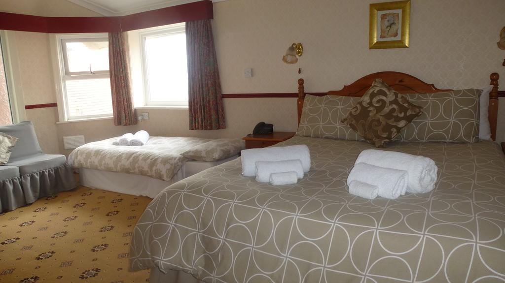 Whitehall Guest House Colwyn Bay Exteriér fotografie